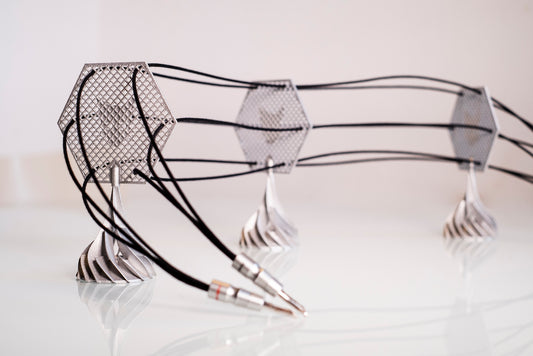 VL  WITCHCRAFT™ V6 Speaker Cable Grid 2m