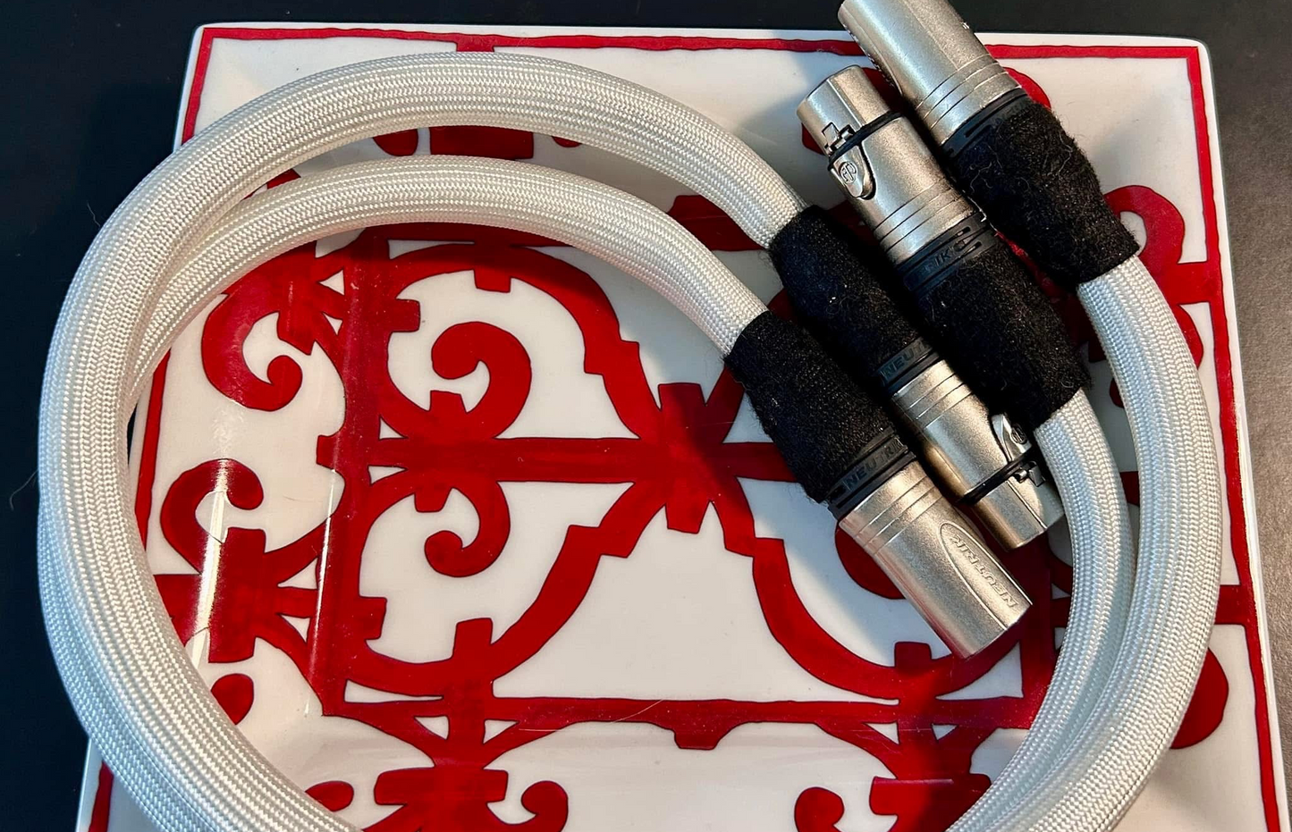VL  RARE EARTH™ DARK MATTER XLR 1m